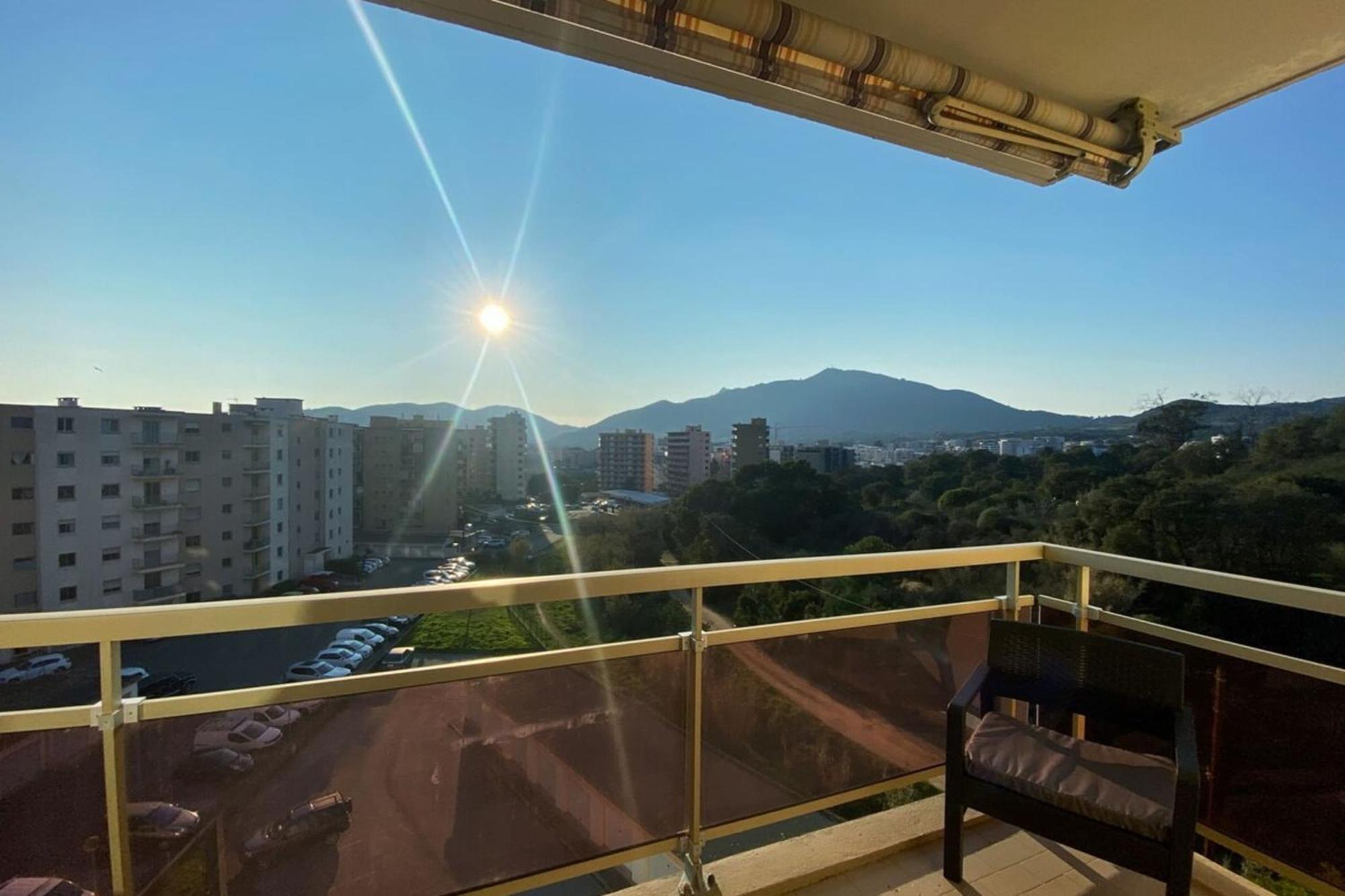 Casamea - Spacieux, Terrasse, Clim, Parking