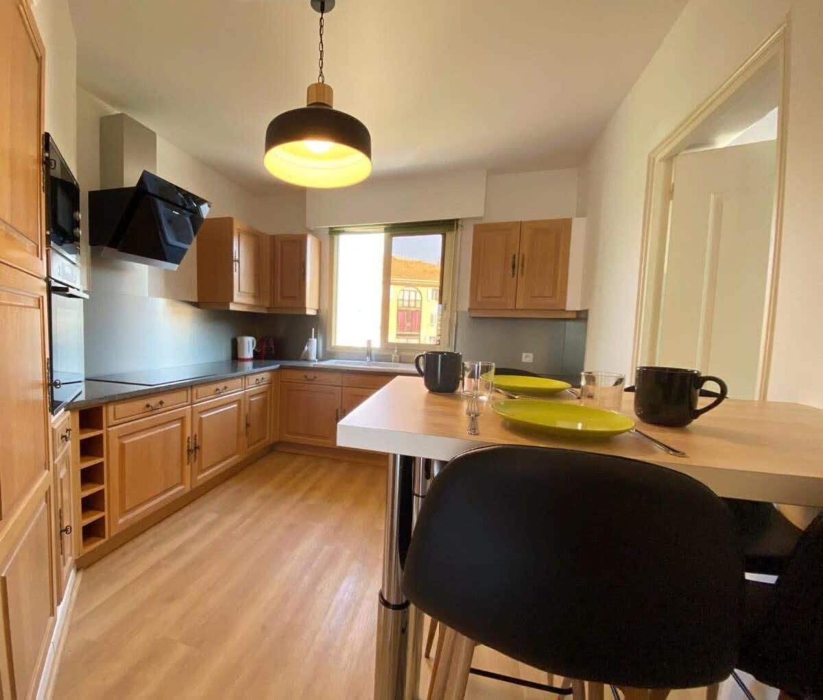 Casamea - Spacieux, Terrasse, Clim, Parking Appartement